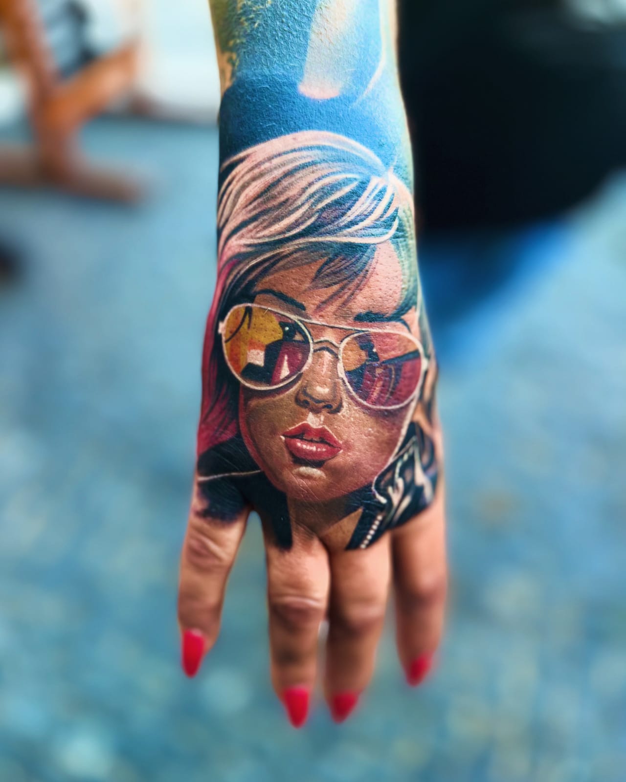Barevné — Genesis Tattoo, Roudnice nad Labem